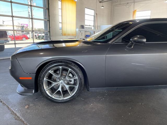 2022 dodge challenger gt