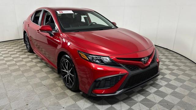 2023 toyota camry se