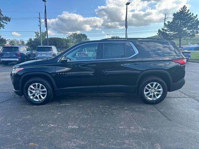 2021 chevrolet traverse lt cloth