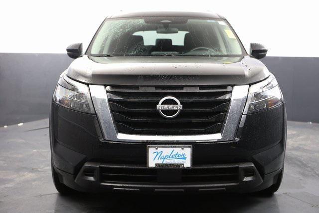 2023 nissan pathfinder sv 4wd