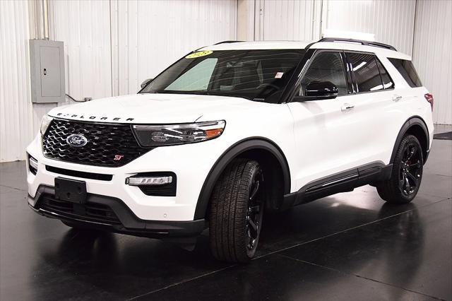2023 ford explorer st