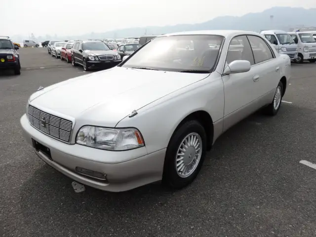 1992 toyota crown majesta
