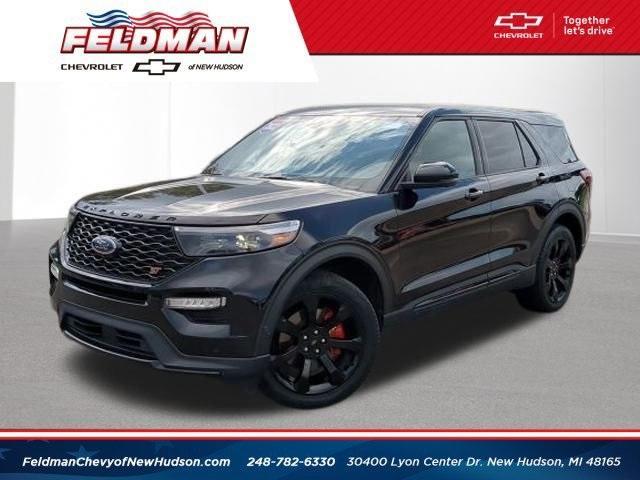 2022 ford explorer st