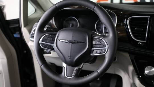 2022 Chrysler Pacifica