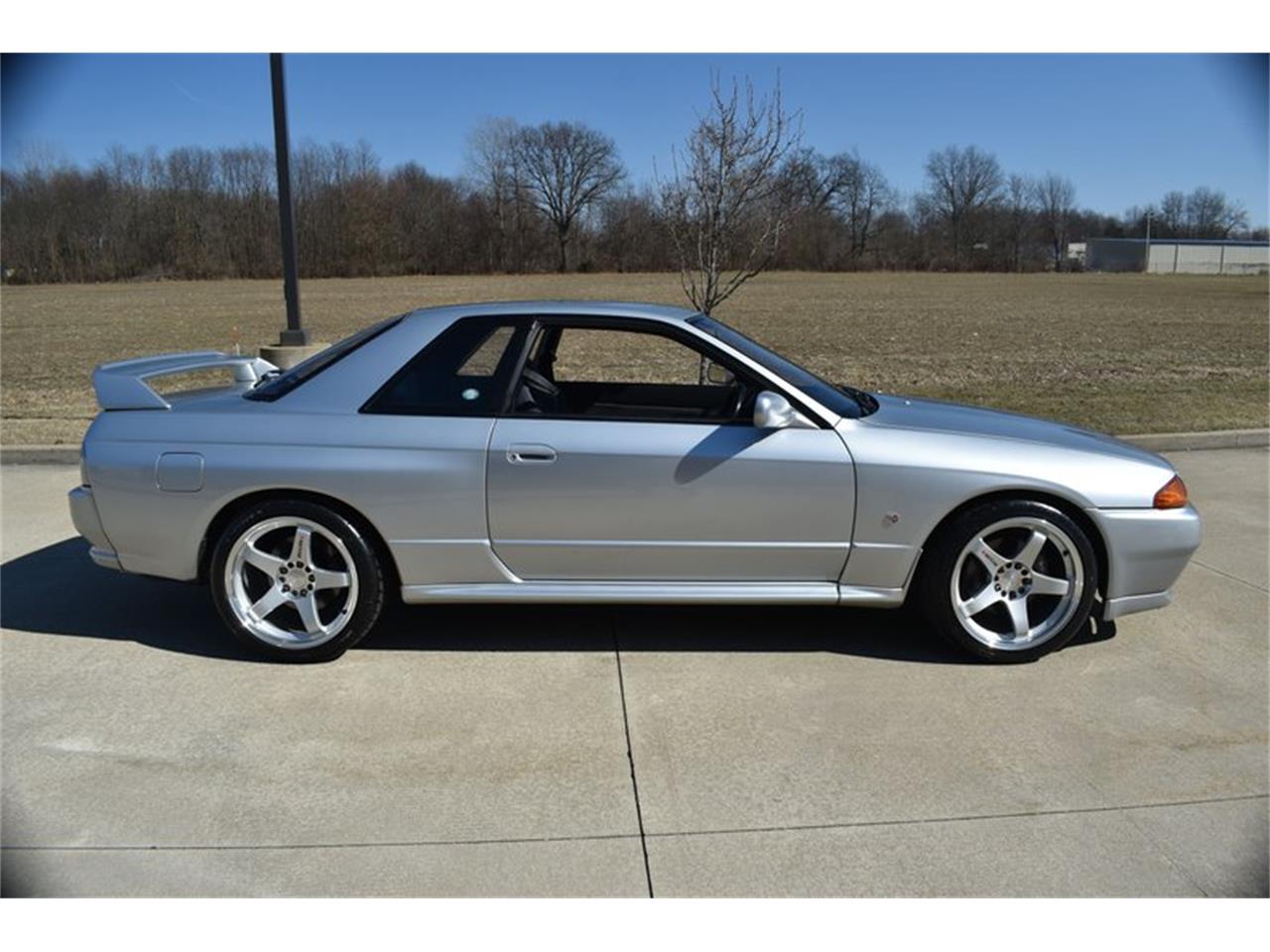 1991 nissan skyline