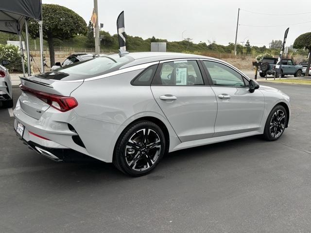 2022 kia k5 gt-line