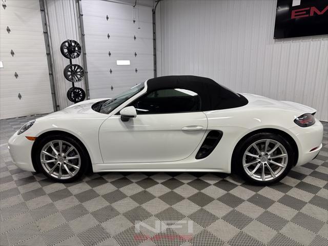 2018 porsche 718 boxster base