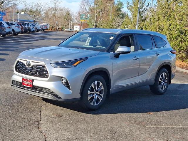2024 toyota highlander xle