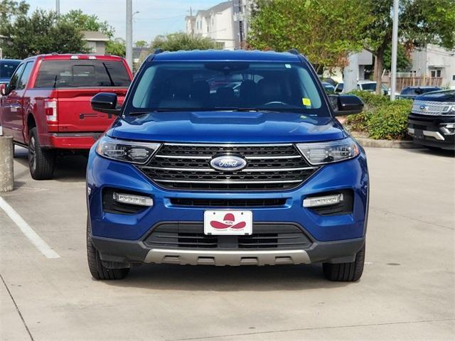 2023 ford explorer xlt