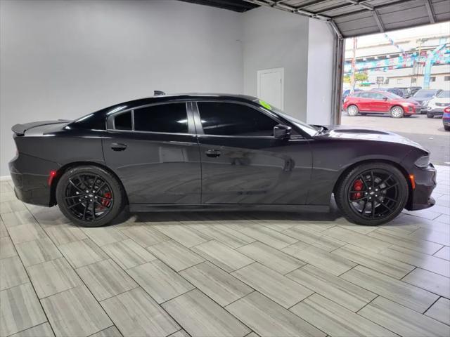 2019 dodge charger scat pack
