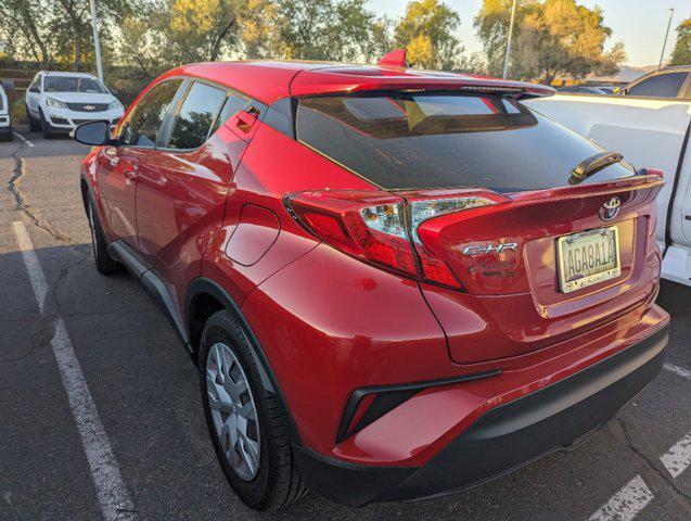 2020 toyota c-hr le