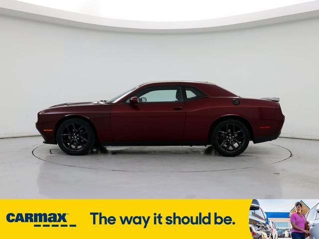 2020 dodge challenger sxt