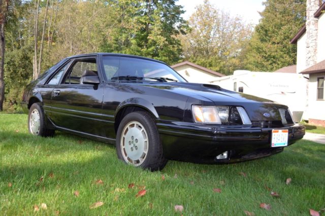 1984 mustang svo hatchback -2.3 turbo - very good condition - no reserve
