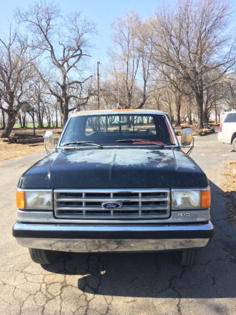 1987 ford f250 lariat, 2wd, 1 owner, 69,000 miles