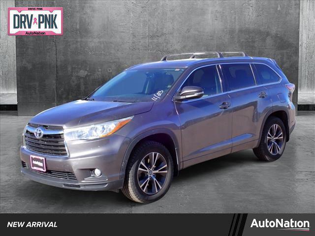 2016 toyota highlander xle
