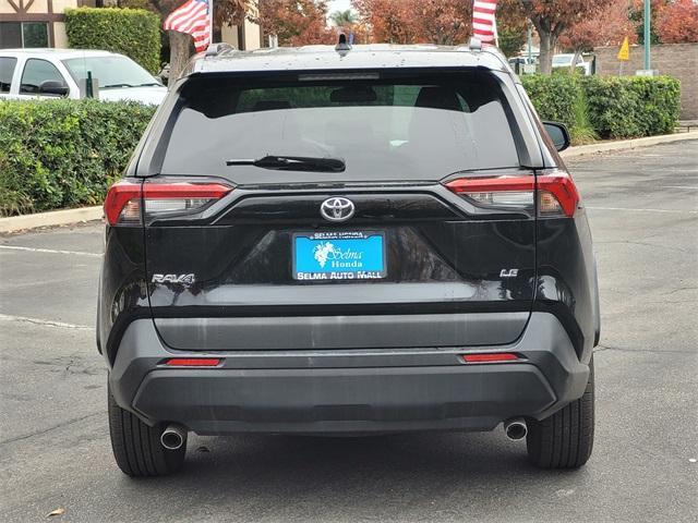2021 toyota rav4 le