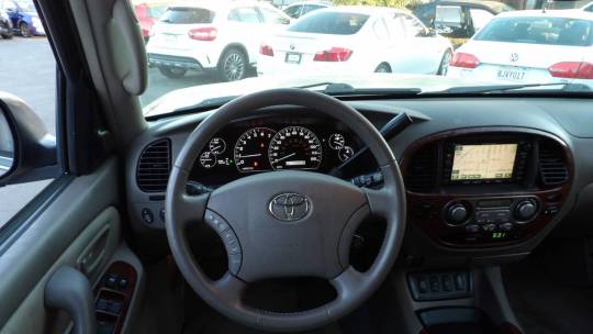 2005 Toyota Sequoia