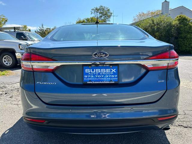 2018 ford fusion se