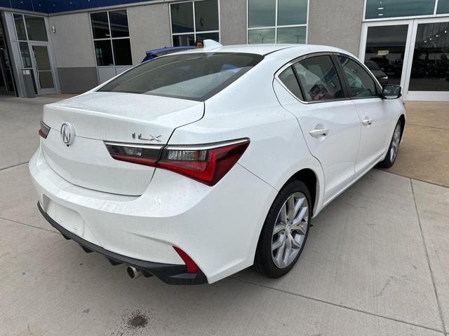2022 acura ilx base