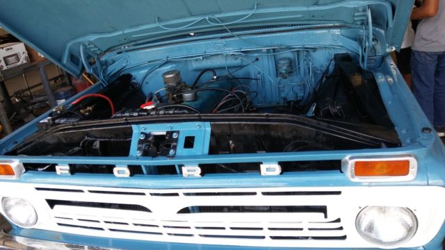beautiful blue shortbed pick up. looks and runs great !