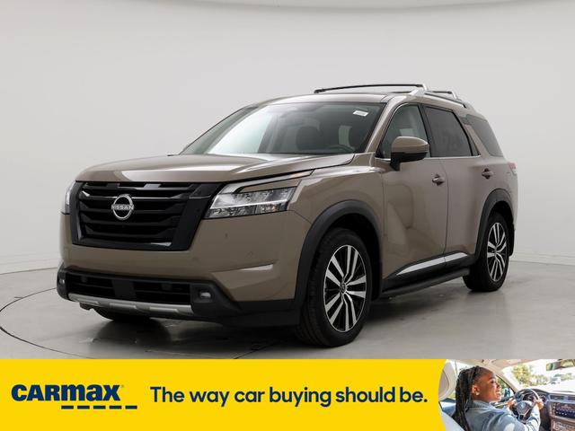 2023 nissan pathfinder platinum