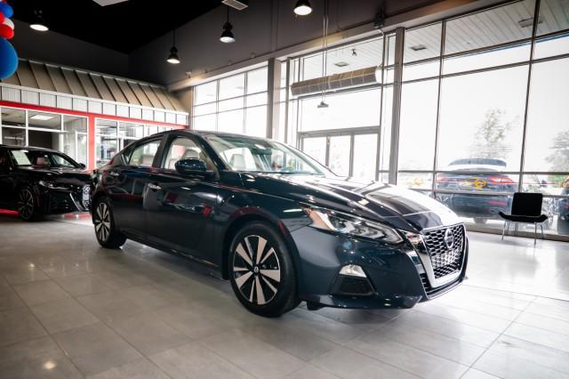 2022 nissan altima 2.5 sv