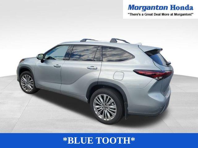 2024 toyota highlander platinum
