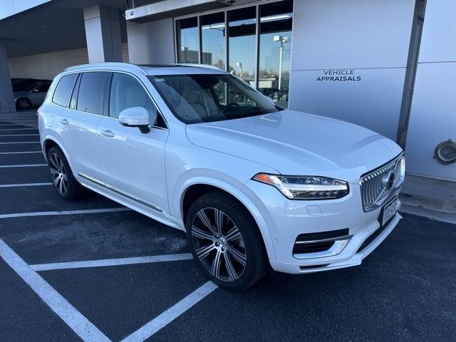 2022 volvo xc90 recharge plug-in hybrid t8 inscription extended range 6p