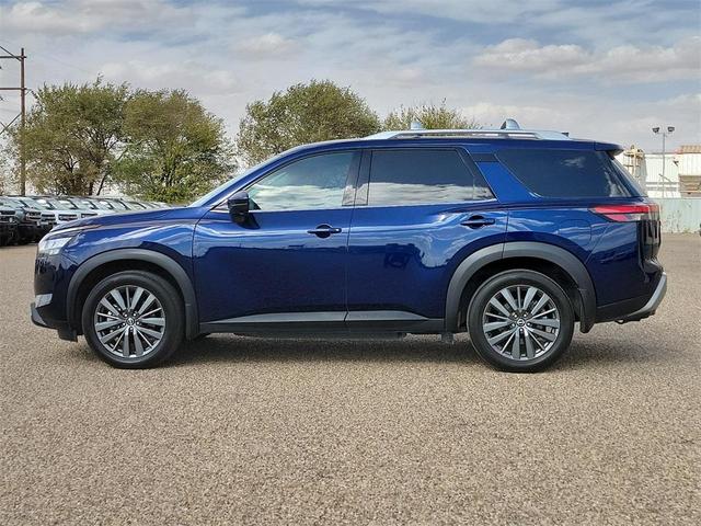 2022 nissan pathfinder sl