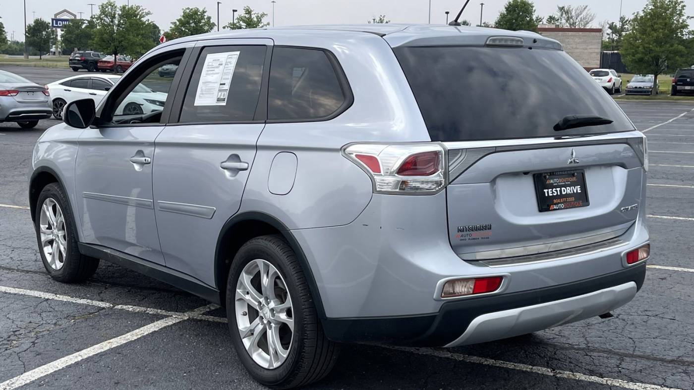 2015 mitsubishi outlander se