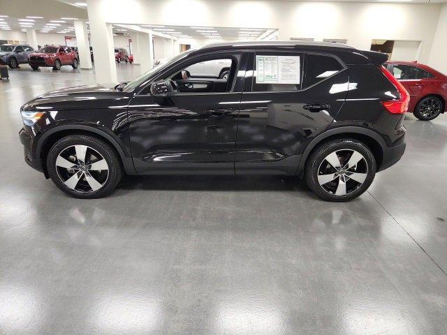 2019 volvo xc40 momentum