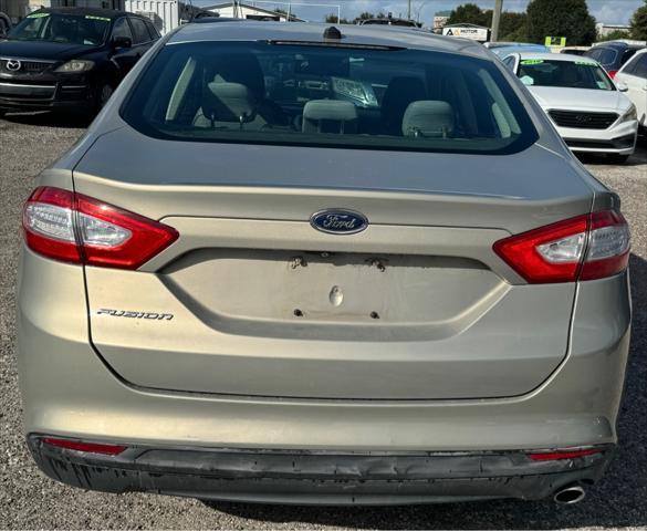 2015 ford fusion se