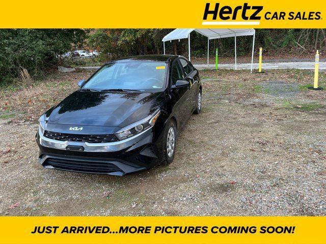 2023 kia forte lx
