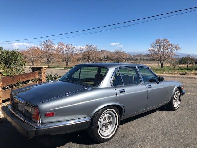 gorgeous california rust free jaguar xj6 sedan 56,000 original miles must see