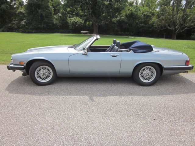 jaguar xjs, 1990 convertible v-12 56k miles , great condition, metallic blue