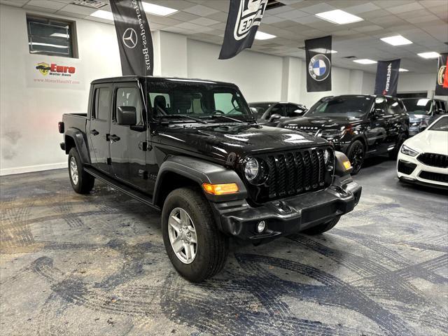 2020 jeep gladiator sport s