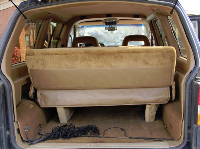 rare car! rare fold-down queen bed! with hitch!