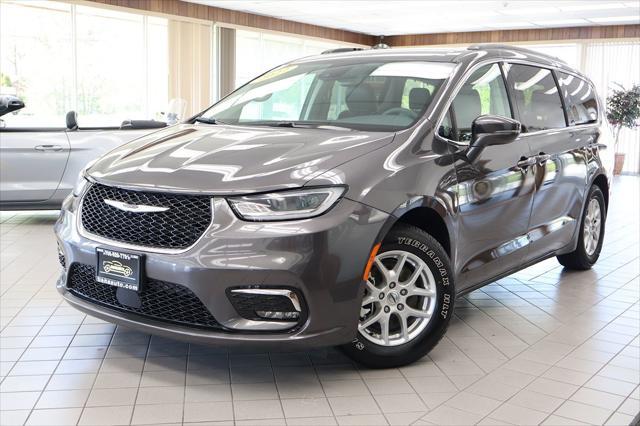 2022 chrysler pacifica touring l