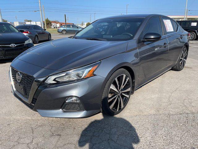 2020 nissan altima sr fwd