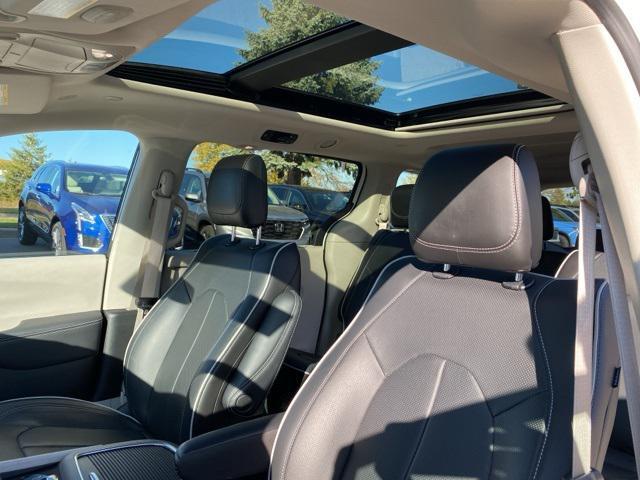 2023 chrysler pacifica limited