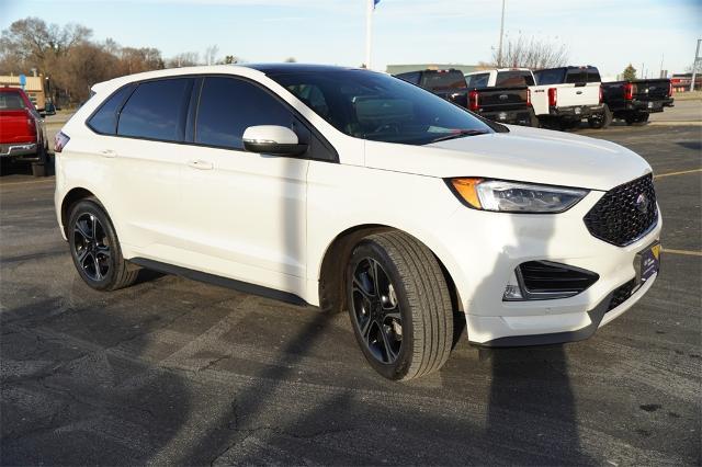 2022 ford edge st