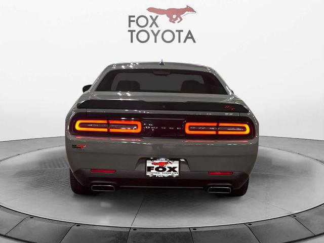 2023 dodge challenger r/t