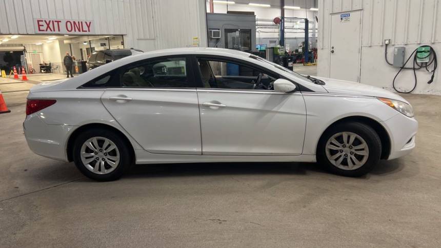 2011 hyundai sonata gls