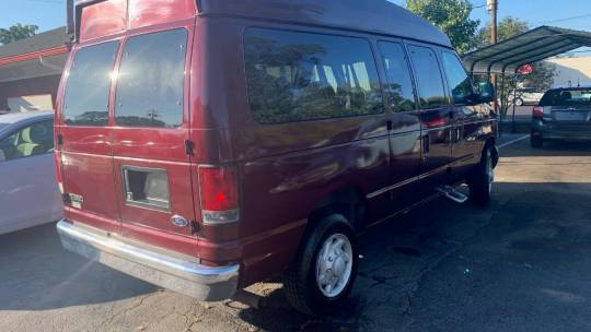 2005 Ford Econoline wagon