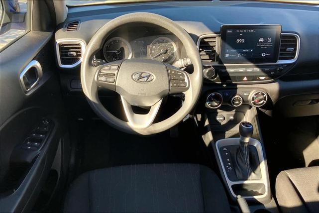 2021 hyundai venue se