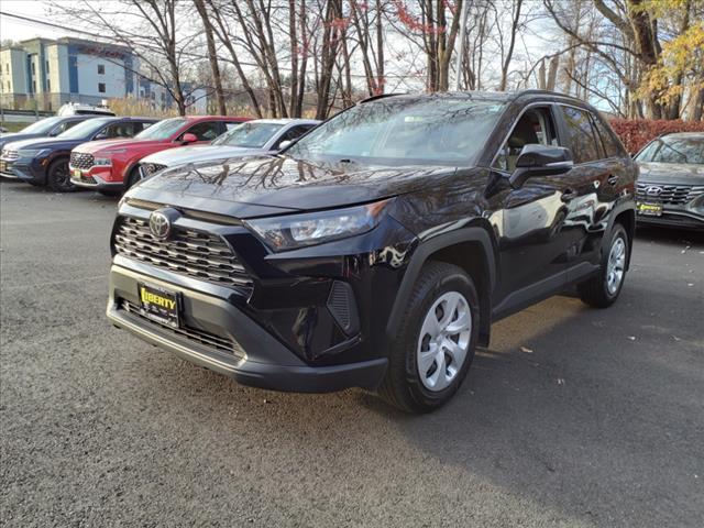 2019 toyota rav4 le