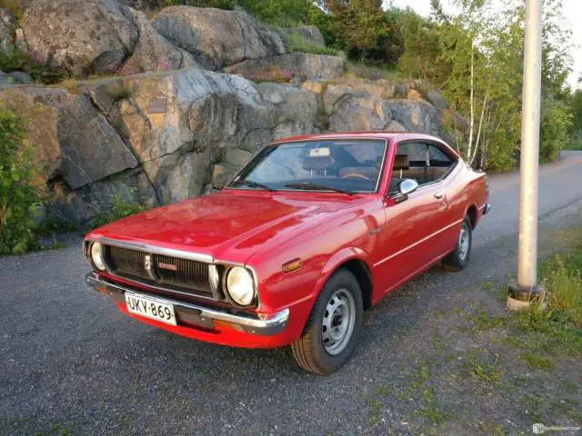 sale coupe corolla and ke70 corolla