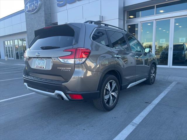 2019 subaru forester touring