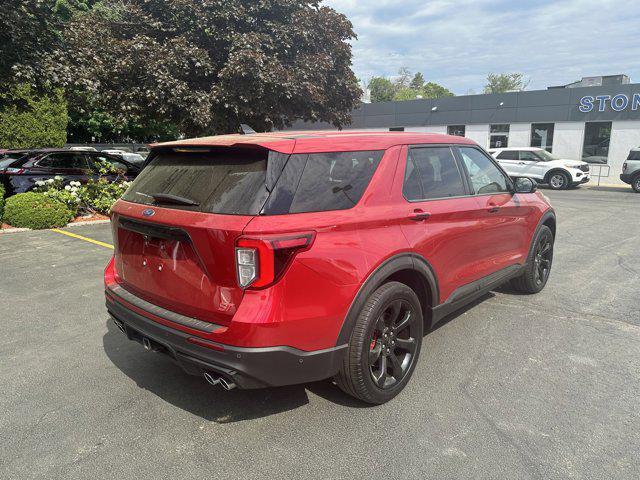 2022 ford explorer st