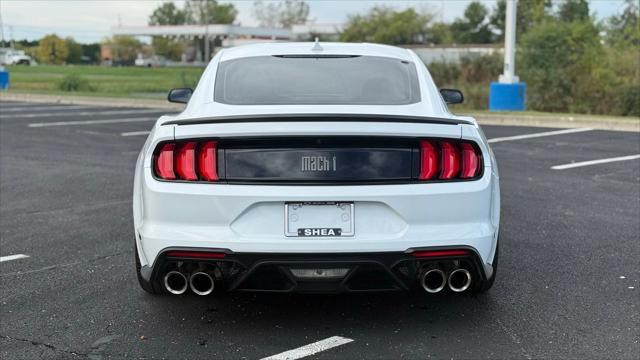 2022 ford mustang mach 1 fastback